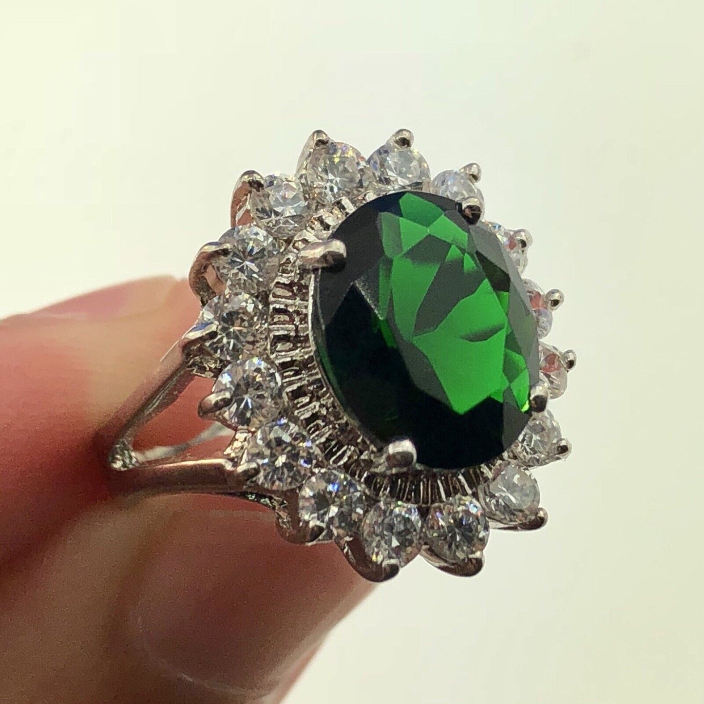 Retro Sterling Silver 925 Green White CZ Statement Fashion Cocktail Ring