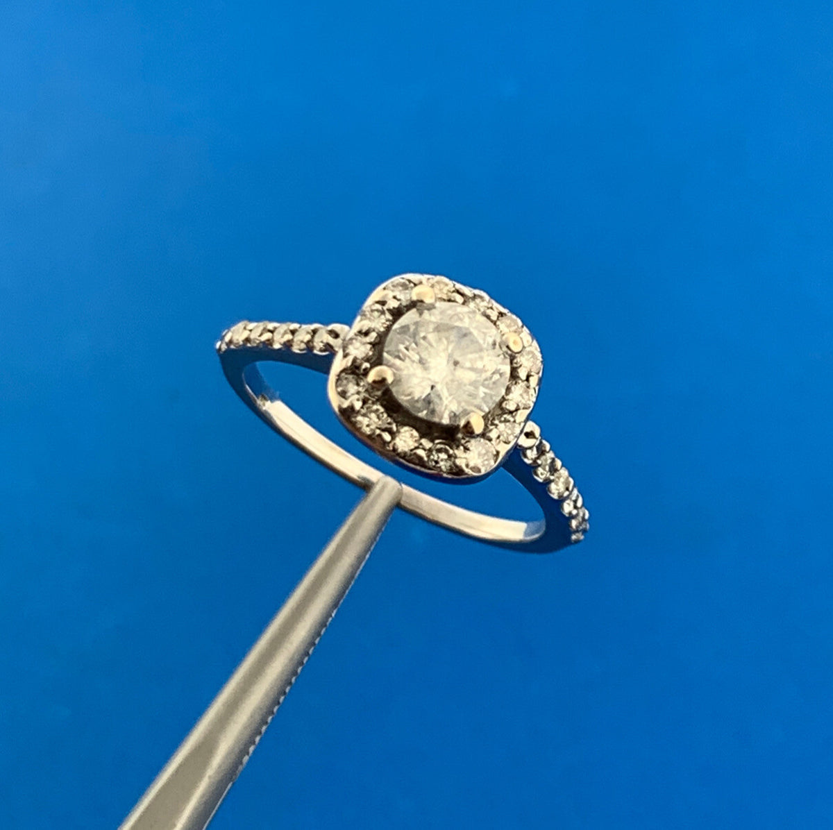 Designer 14K White Gold Diamond Solitaire Halo Accented Sz 6.25 Engagement Ring