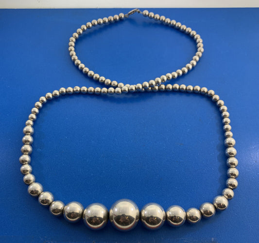 Vintage 925 Sterling Silver Graduated Silver Bead Statement Necklace