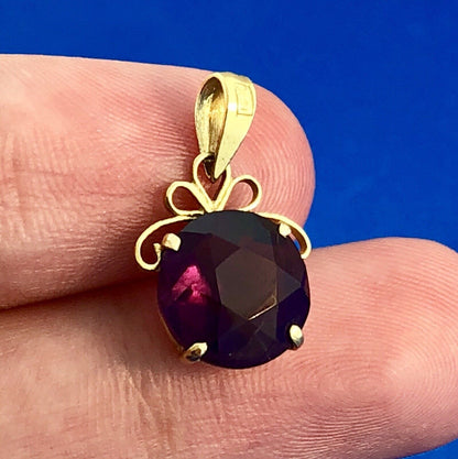 14K Yellow Gold Amethyst Solitaire February Anniversary Statement Pendant