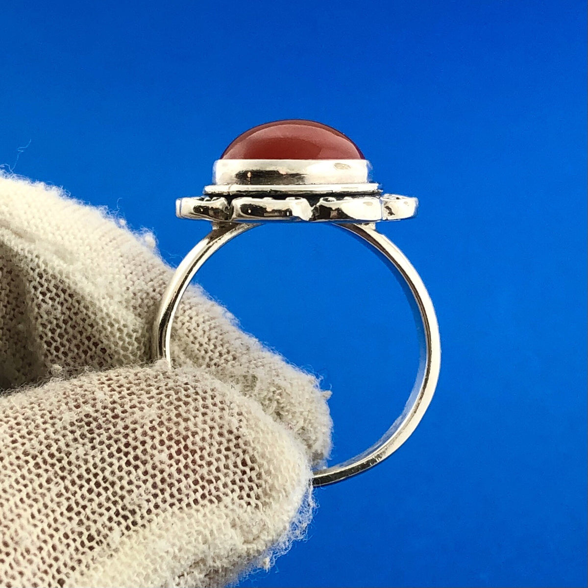 Retro 925 Sterling Silver Carnelian Cabochon Gemstone Flower Shaped Ring