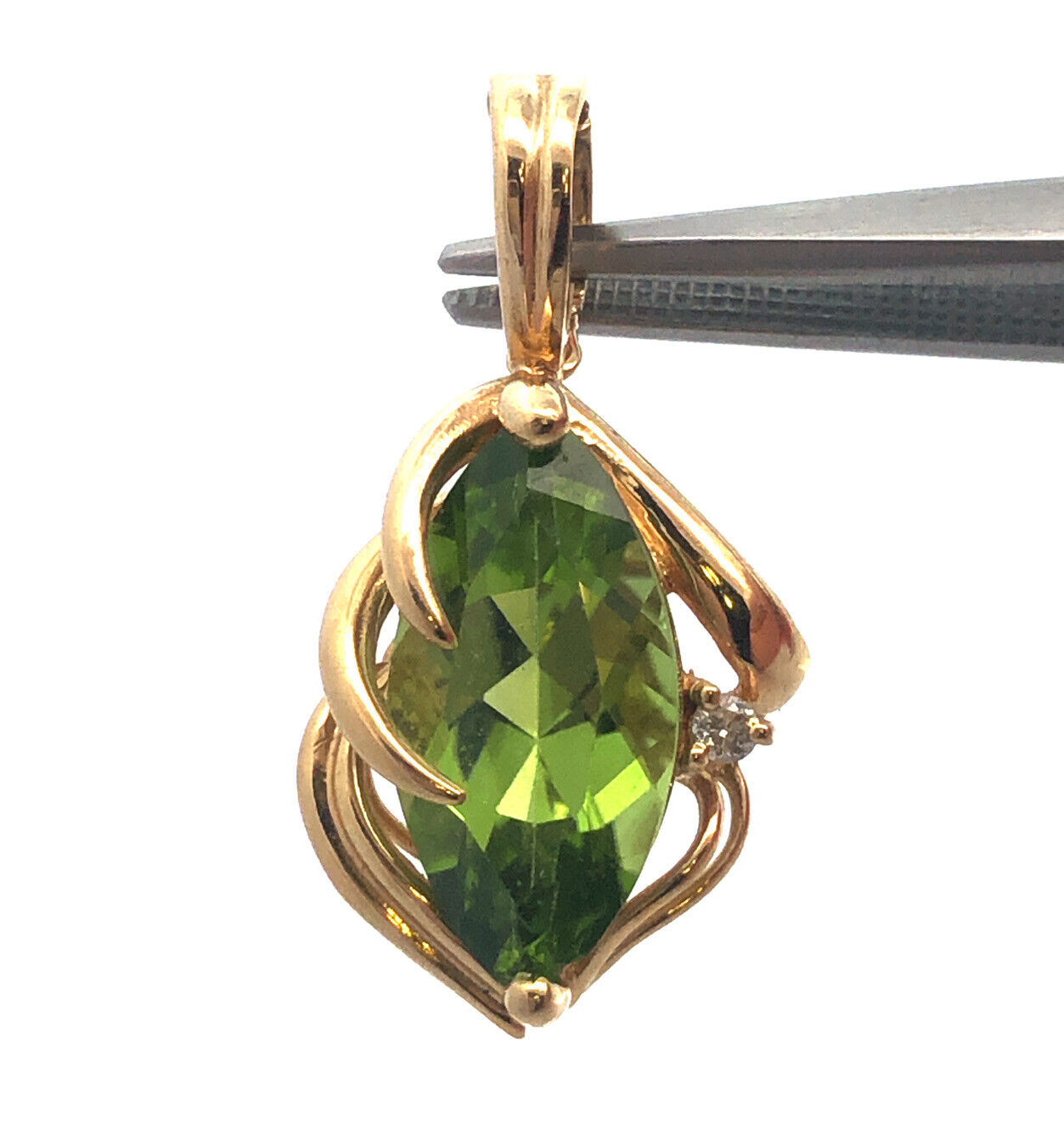 Vintage 14K Yellow Gold Marquise Peridot Round Diamond Accent Modernist Pendant