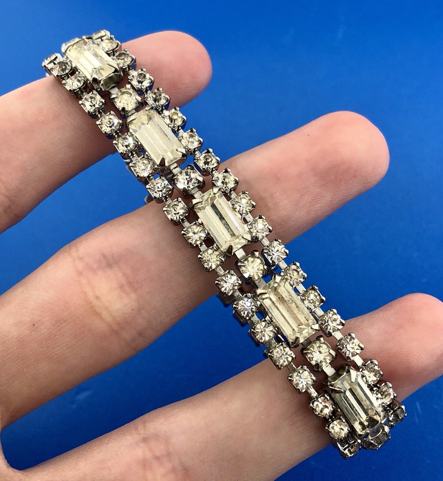 Vintage Albert Weiss Silver Tone Crystal Rhinestone Glamour Link Bracelet