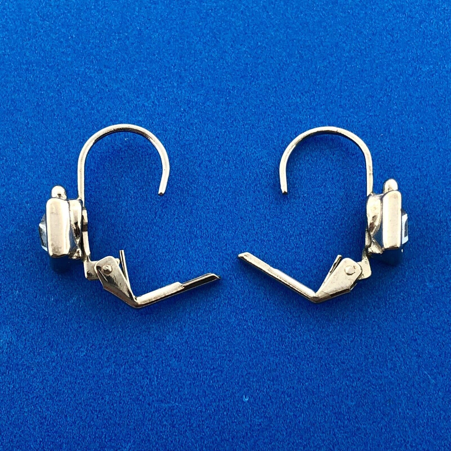 Lovely Silver Toned Princess Cut Light Blue Crystal Leverback Earrings