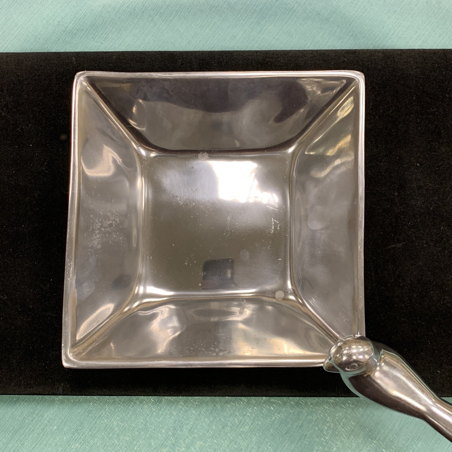 Aluminum High Polished Bird Perched On Lip Birdbath Square Serving Bowl Dish