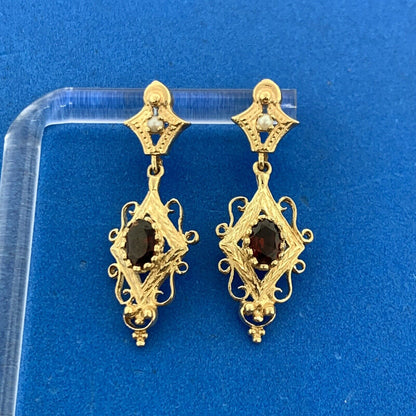 Vintage 14K Yellow Gold Oval Garnet Seed Pearl Dangle Drop Earrings