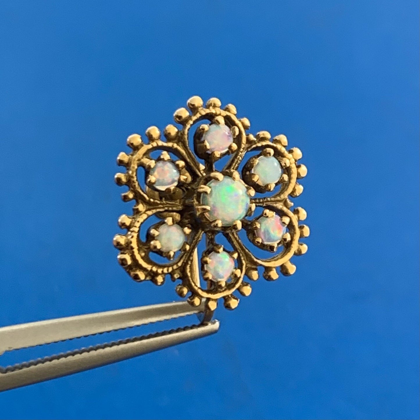 Vintage 14K Yellow Gold Opal Flower Cluster Screw Back Earrings