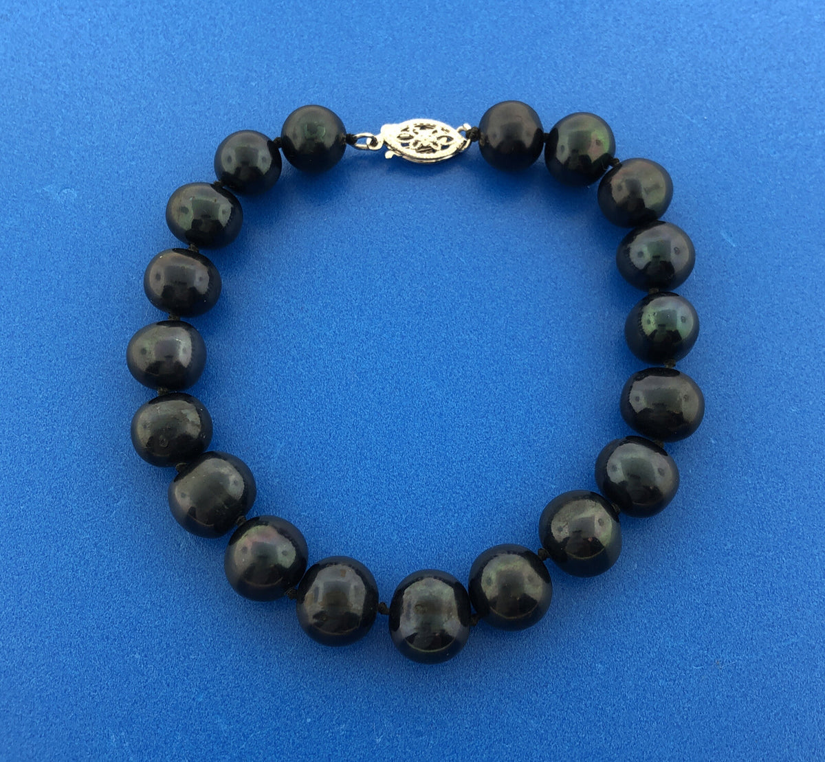 Gorgeous 14k White Gold Black Pearl 7.5" Strand String Bracelet