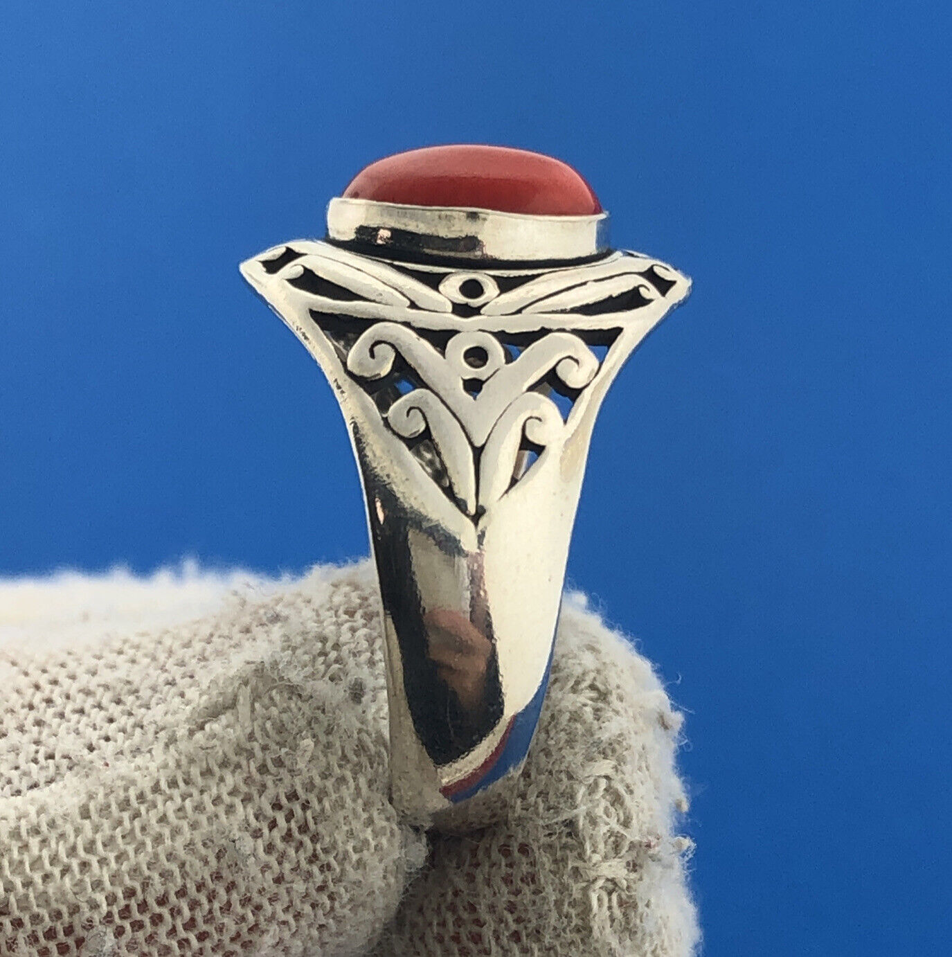 Designer MGC Sterling Silver 925 Oval Red Coral Filigree Scroll Cocktail Ring