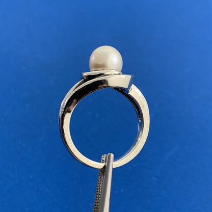 Designer 925 Sterling Silver Pearl Solitaire Modernist Twist Cocktail Ring