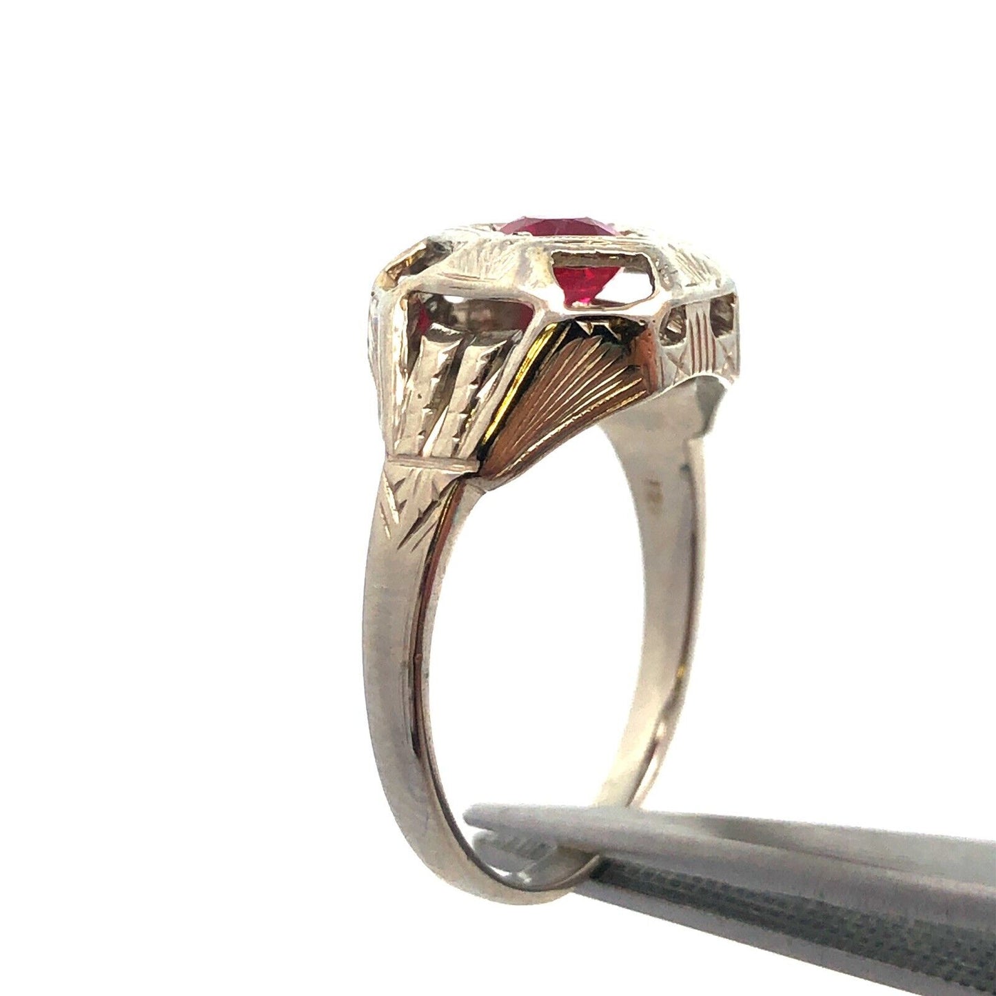 Art Deco 18K White Gold Round Ruby Solitaire Cocktail Ring