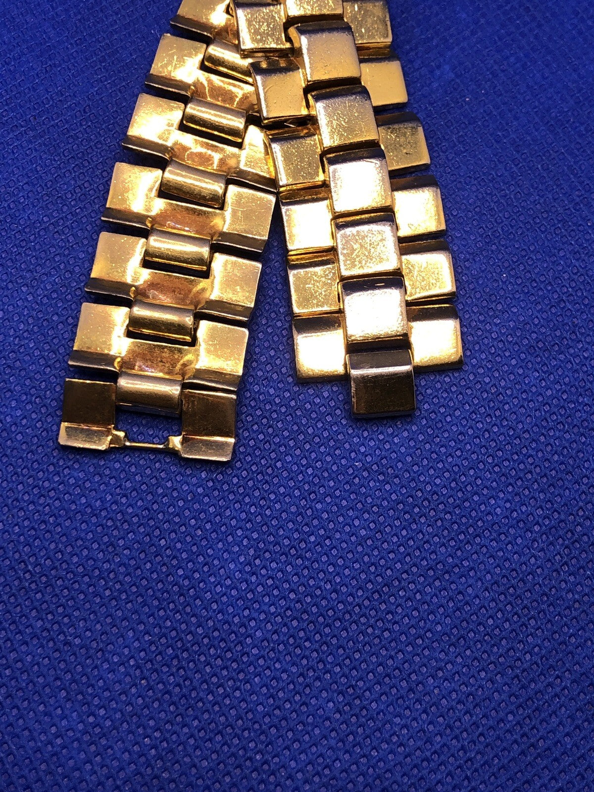 Mid Century Trifari Gold Tone Modernist Accordion Link Chunky Statement Bracelet