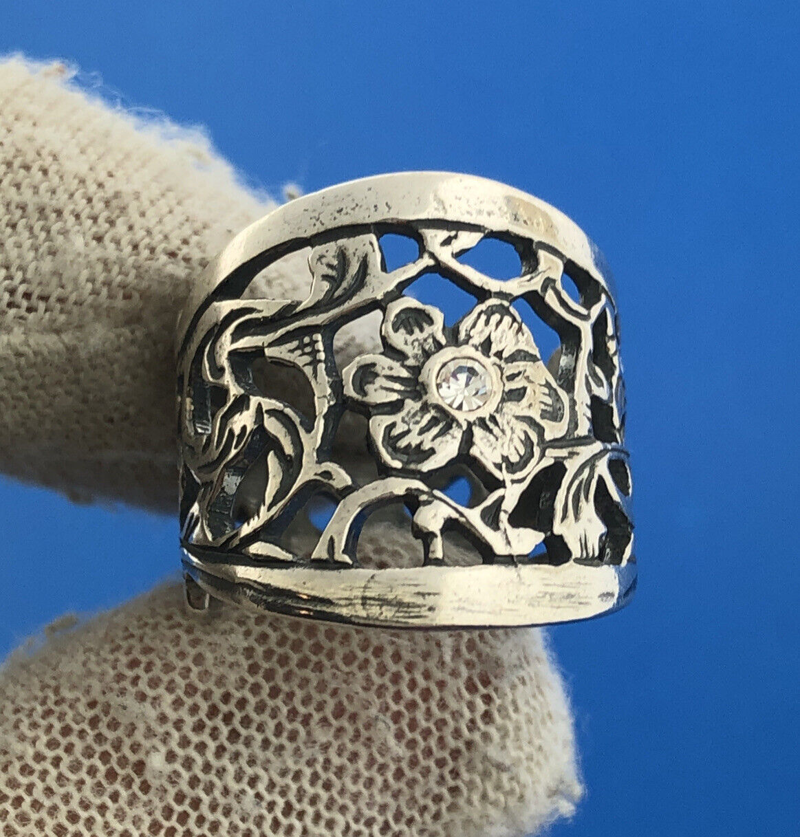 Stunning Sterling Silver 925 Sparkling CZ Openwork Floral Vine Ring Size 5.5