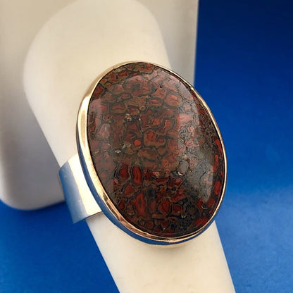Modernist 14K Yellow Gold Oval Red And Black Gemstone Statement Cocktail Ring
