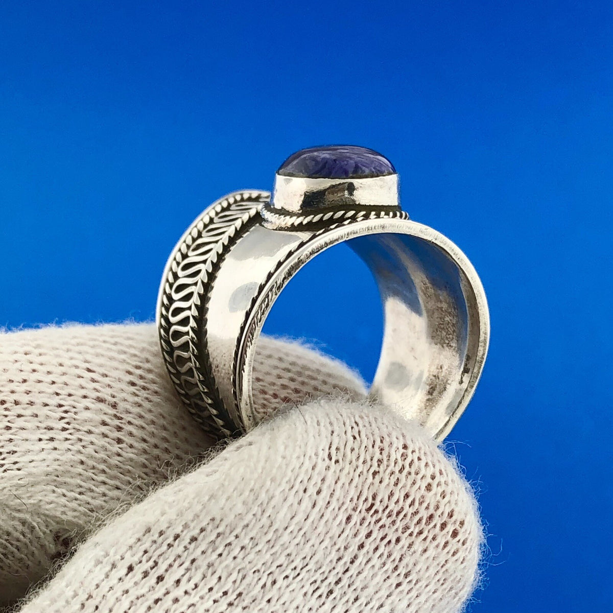 Stunning Sterling Silver 925 Oval Cabochon Swirly Purple Stone Ring Size 7