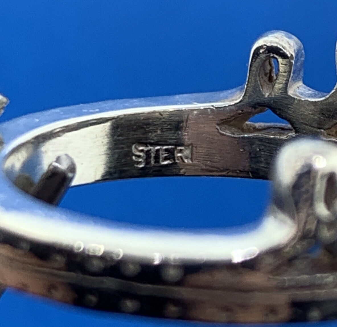 Retro Sterling Silver 925 Cubic Zirconia CZ  Princess Queen Diva Crown Band Ring