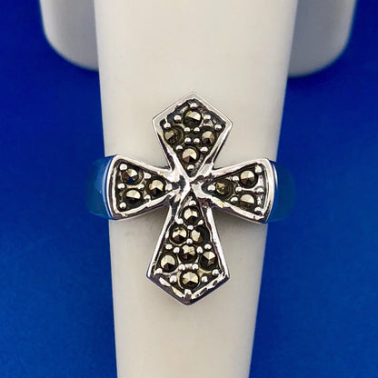 Spectacular 925 Sterling Silver Marcasite Cross Religious Communion Easter Ring