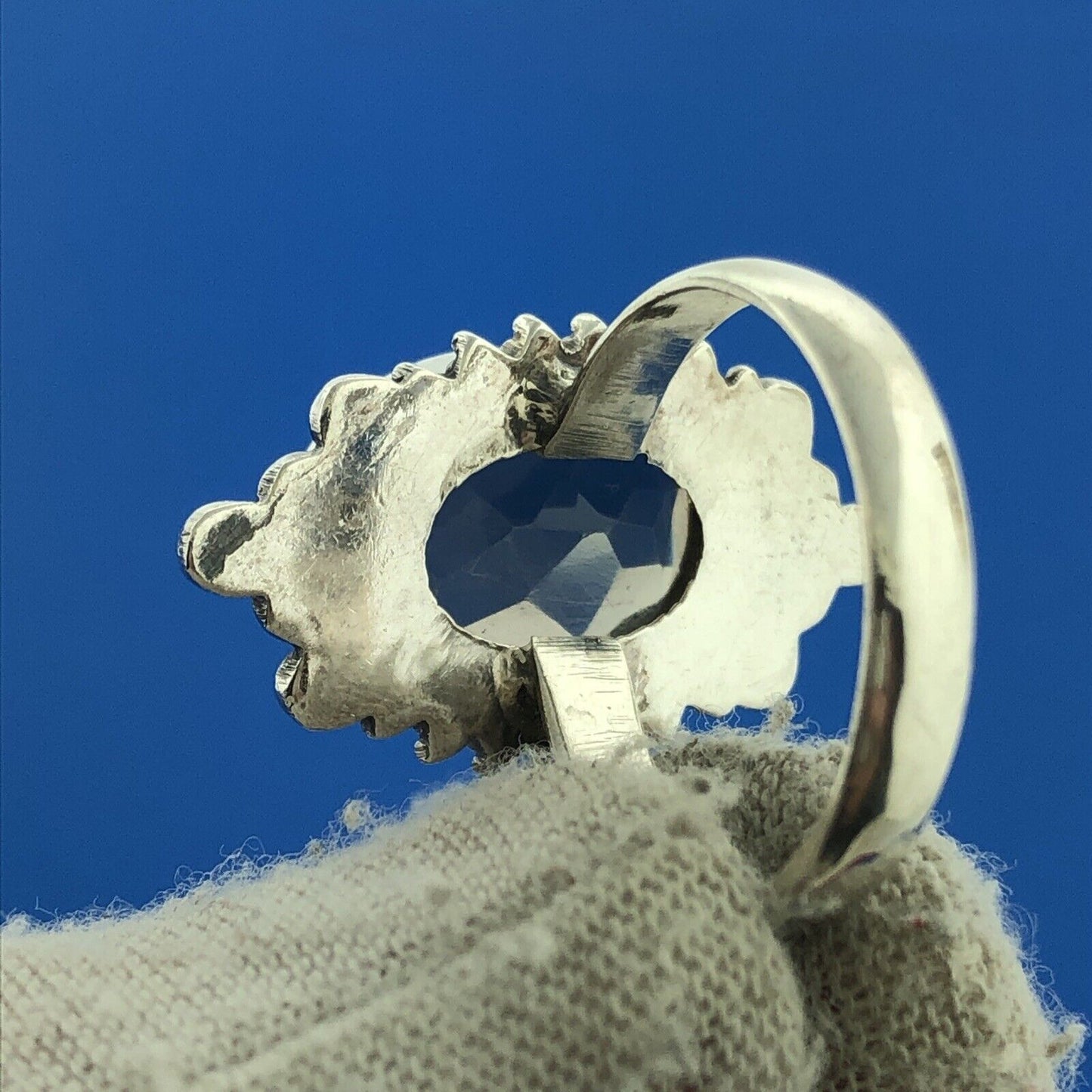 Stunning Sterling Silver 925 Oval Cut Grey Smoky Quartz Statement Ring Size 9