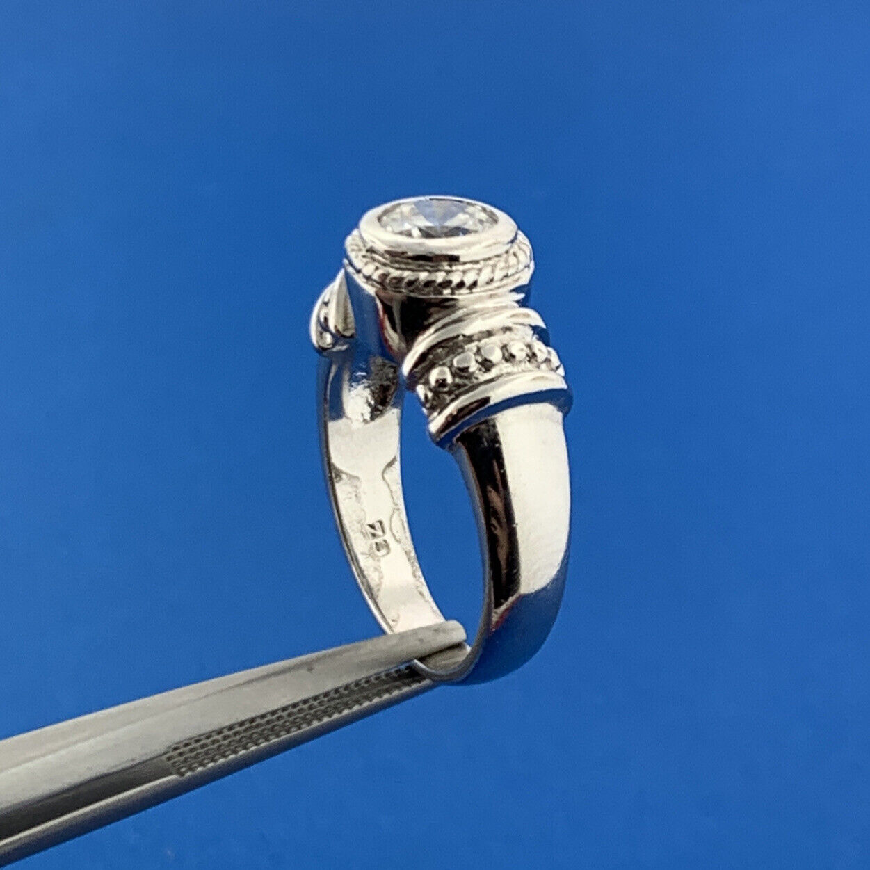 Sterling Silver 925 Solitaire Cubic Zirconia CZ Cable Beaded Cocktail Ring