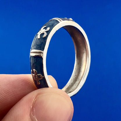 925 Sterling Silver Blue Enamel Fleur De Lis Cigar Band Ring