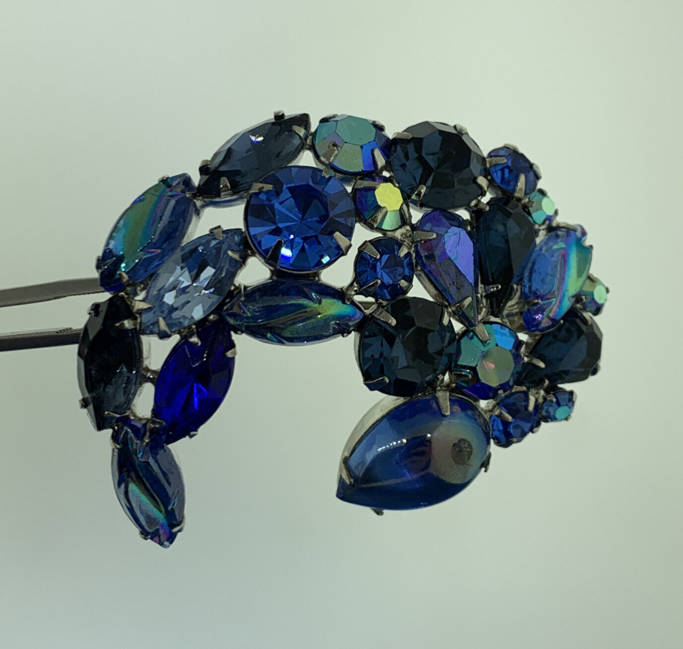 Mid Century Silver Tone Blue Aurora Borealis Rhinestone Brooch & Earrings Set