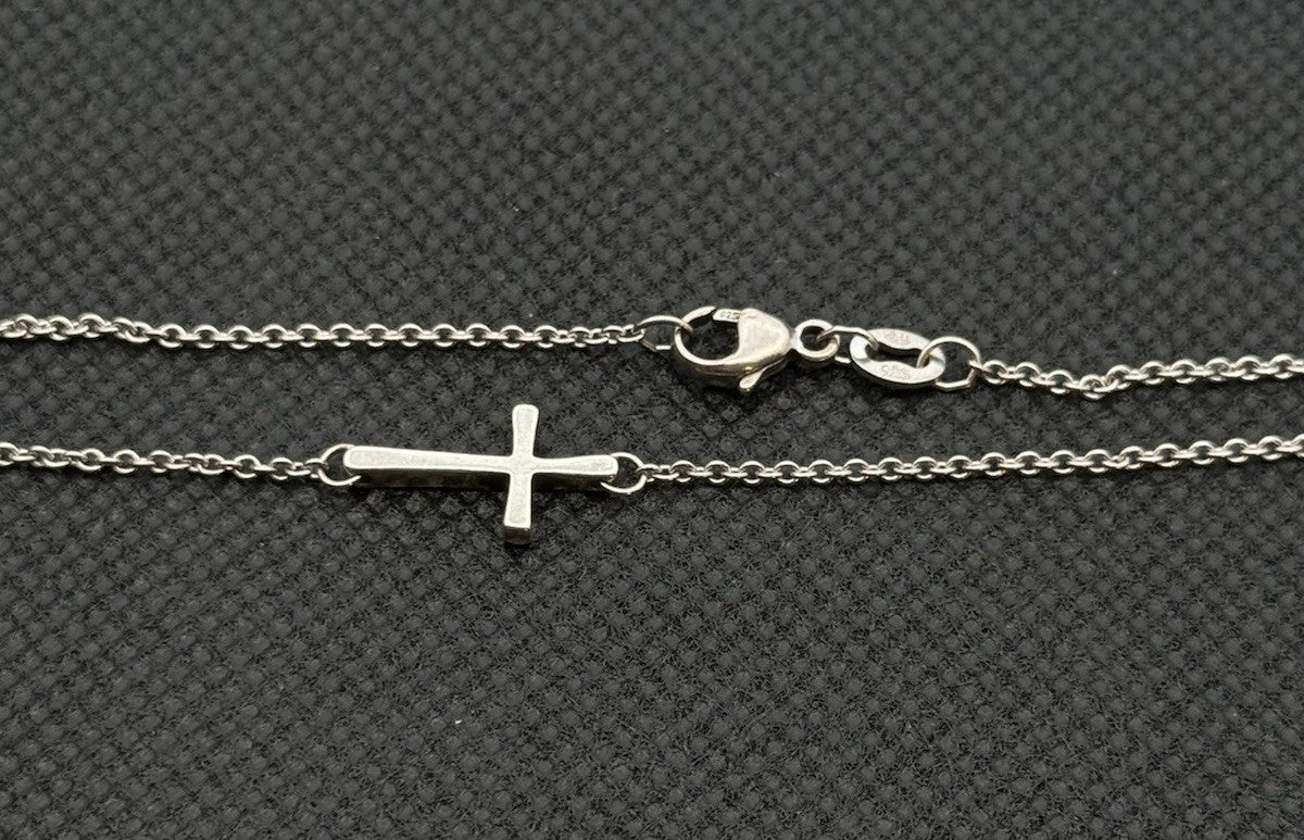 Designer James Avery 925 Sterling Silver Petite Latin Cross Link Chain Bracelet