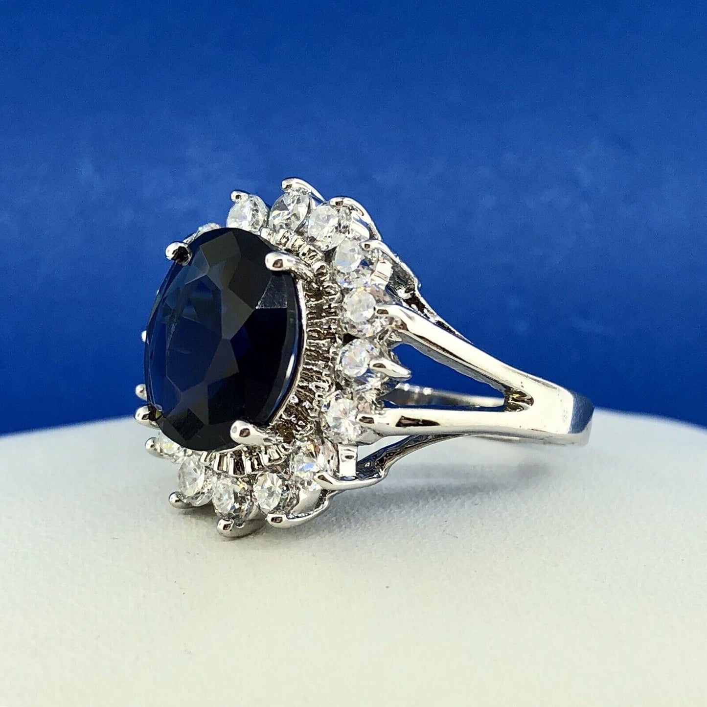 Sterling Silver 925 Blue White Cubic Zirconia CZ Statement Fashion Cocktail Ring