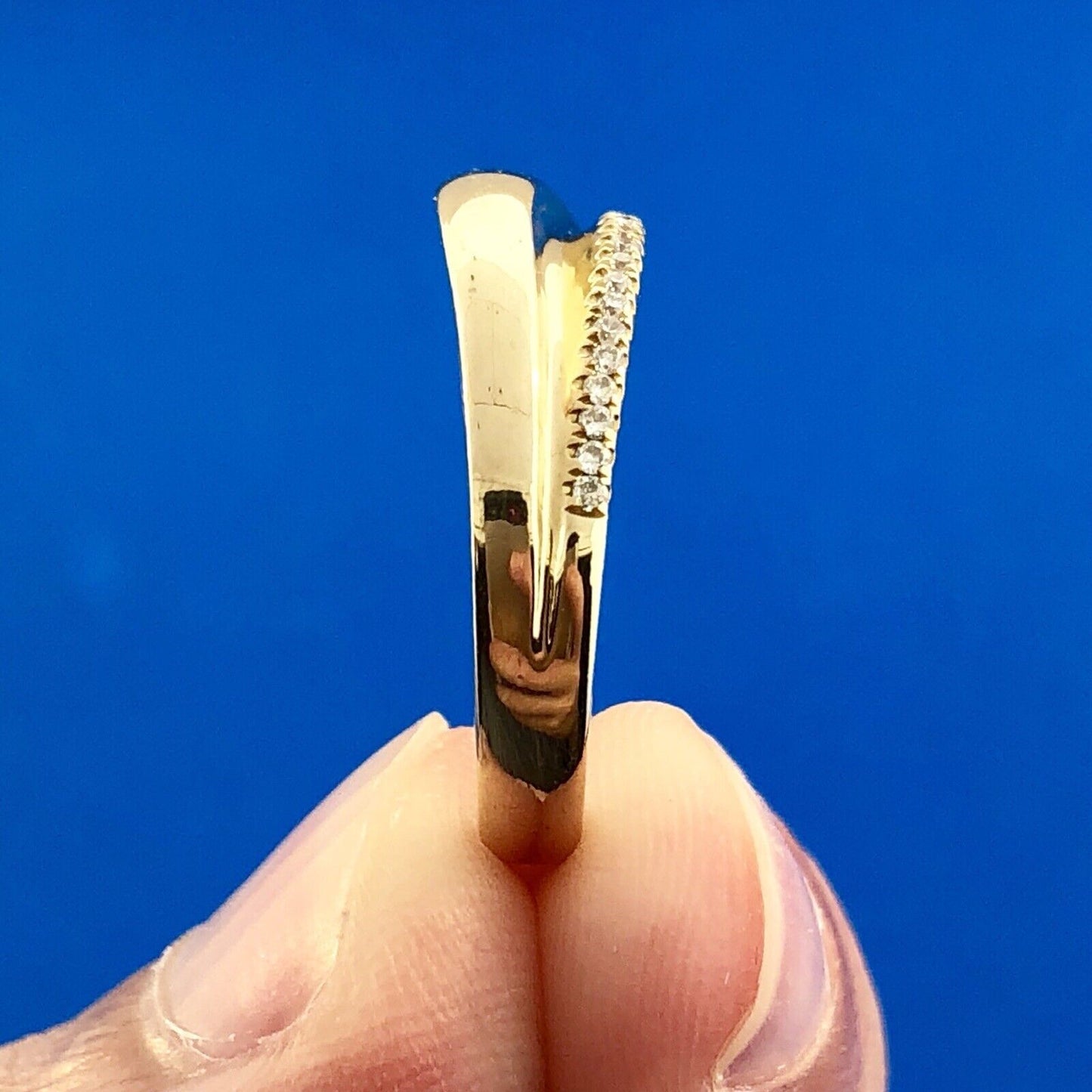 Designer 14K Yellow Gold Diamond Modernist Wedding Bridal Anniversary Band Ring