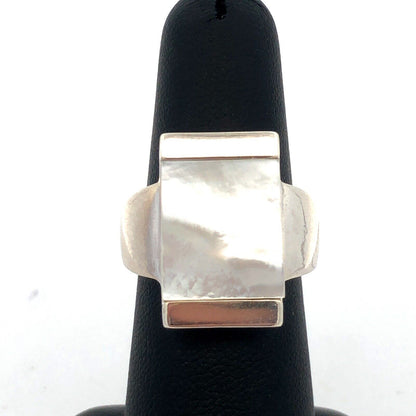 Vintage 925 Sterling Silver Rectangle Mother of Pearl Modernist Statement Ring
