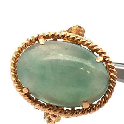 Vintage 18K Yellow Gold Natural Oval Green Jadeite Jade Ring Size 5.25