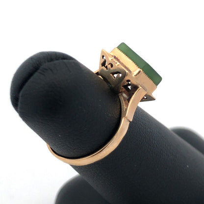 Estate 14K Yellow Gold Rectangle Jade Cabochon Oriental Style Cocktail Ring