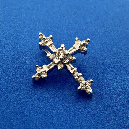 14K White Gold Diamond Encrusted Cross Easter Communion Bible Religious Pendant