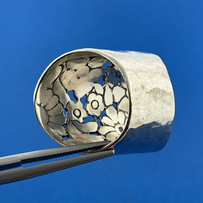 Noy Li Israel 14K Gold Sterling Silver 925 Floral Bead Motif Modernist Ring