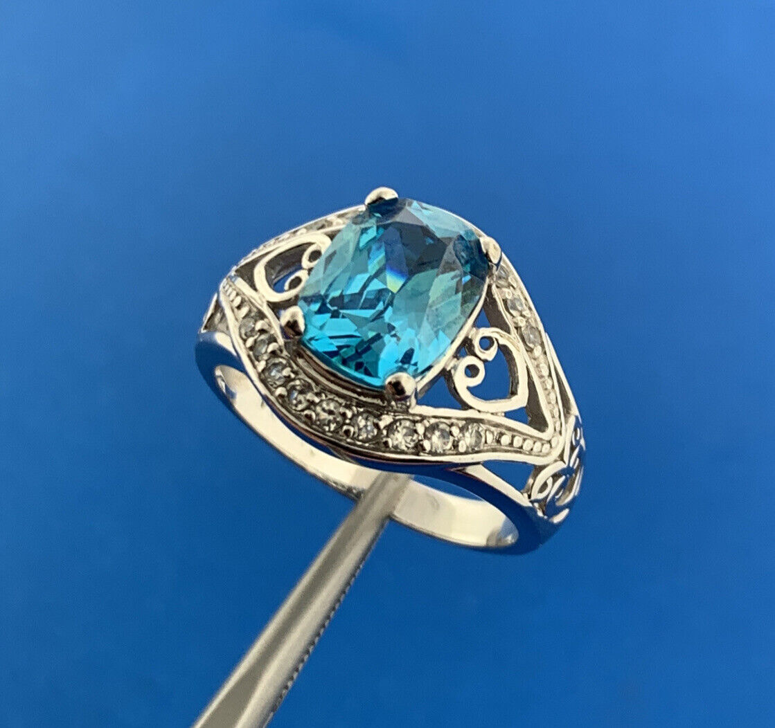 Designer 925 Sterling Silver Aqua Oval Cubic Zirconia White CZ Accent Ring