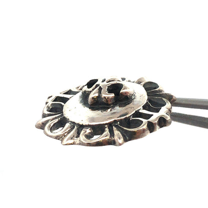 925 Sterling Silver Fleur De Lis Oval Pendant