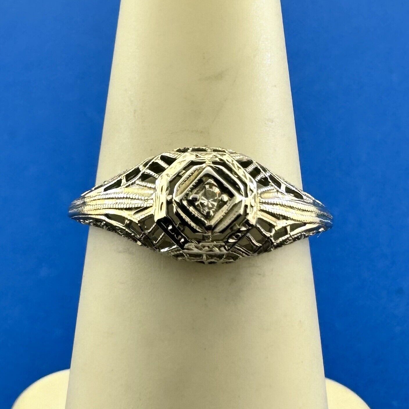 Vintage Designer Art Deco 18K White Gold Diamond Filigree Engagement Ring