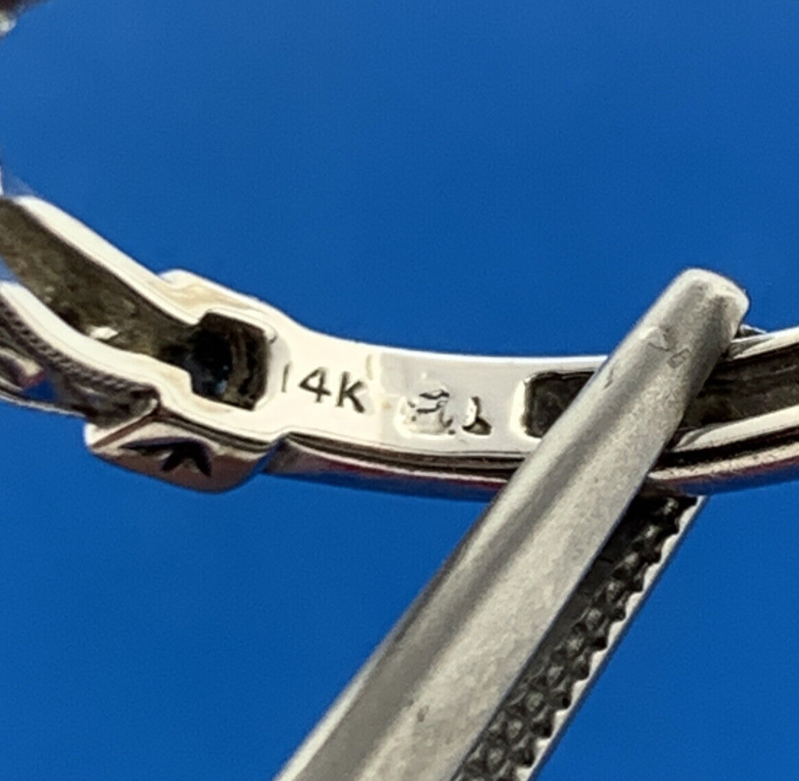 Gorgeous 14k White Gold Round Cut Diamond Princess Blue Sapphire Ring Size 7