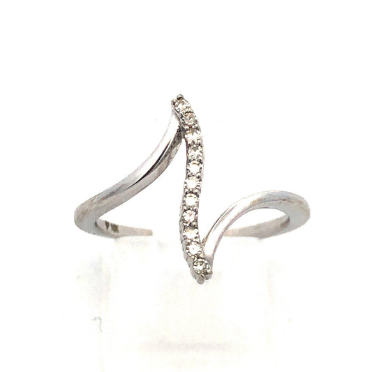 Gorgeous 10k White Gold Round Cut Diamond Vertical Modernist Bypass Ring Size 7