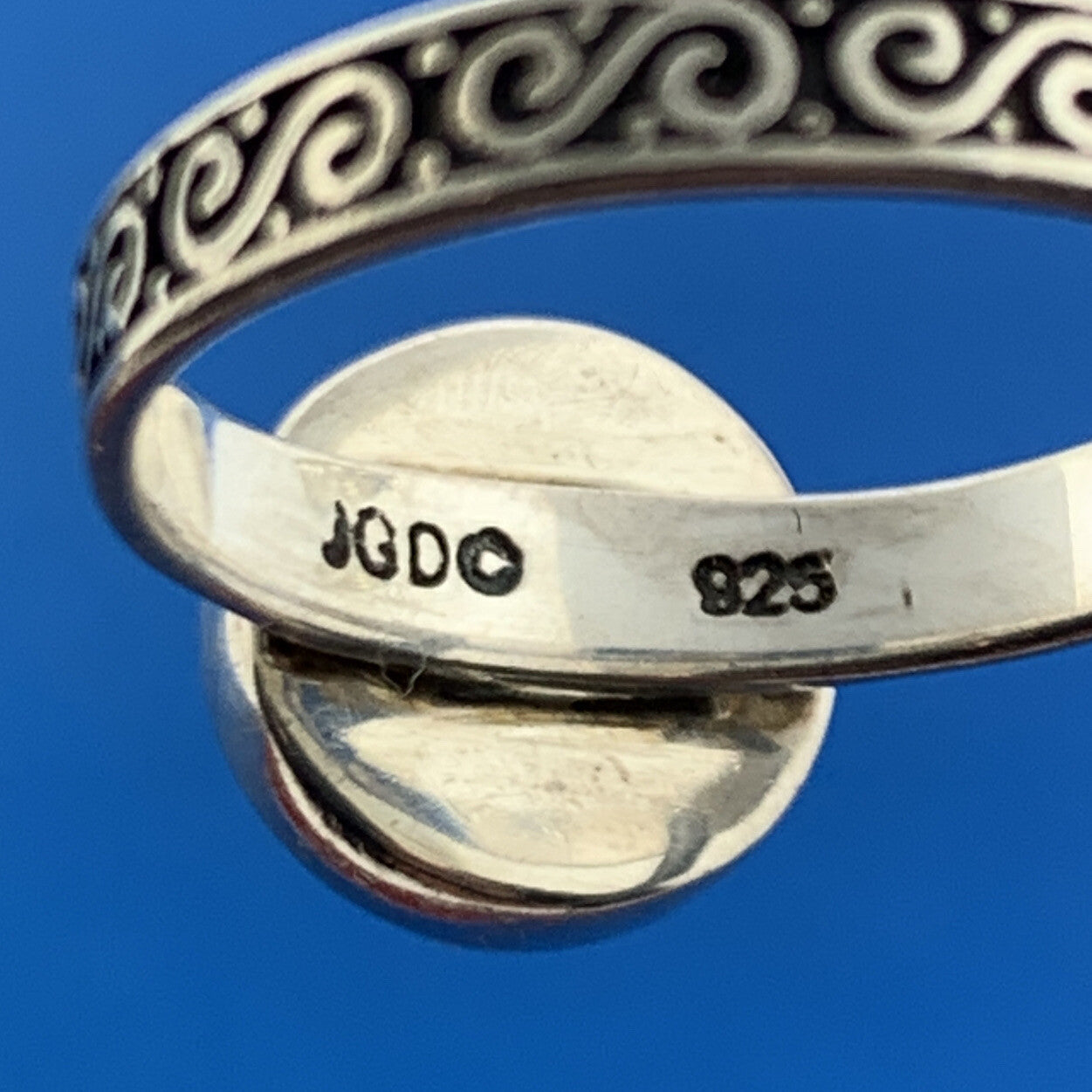 Designer 925 Sterling Silver Mabe Pearl Balinese Scrolled Bead Work Ring