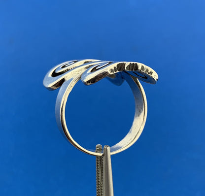 Vintage Abstract Modernist Artisan 925 Sterling Silver Heart Statement Ring
