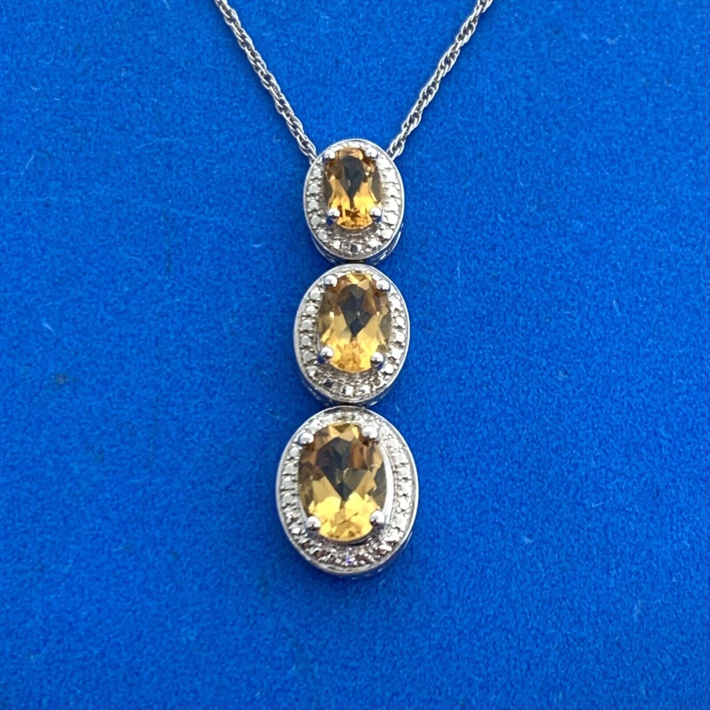 Kay Jewelers 925 Sterling Silver Oval Citrine Diamond Accent Pendant Necklace