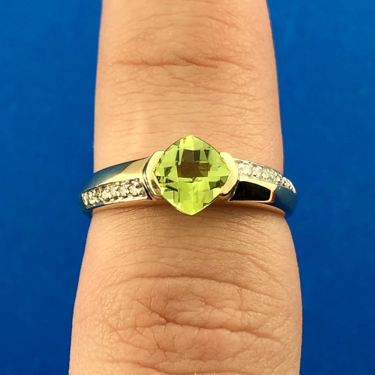 Gorgeous 14K Yellow Gold Peridot Diamond Accent August Anniversary Ring