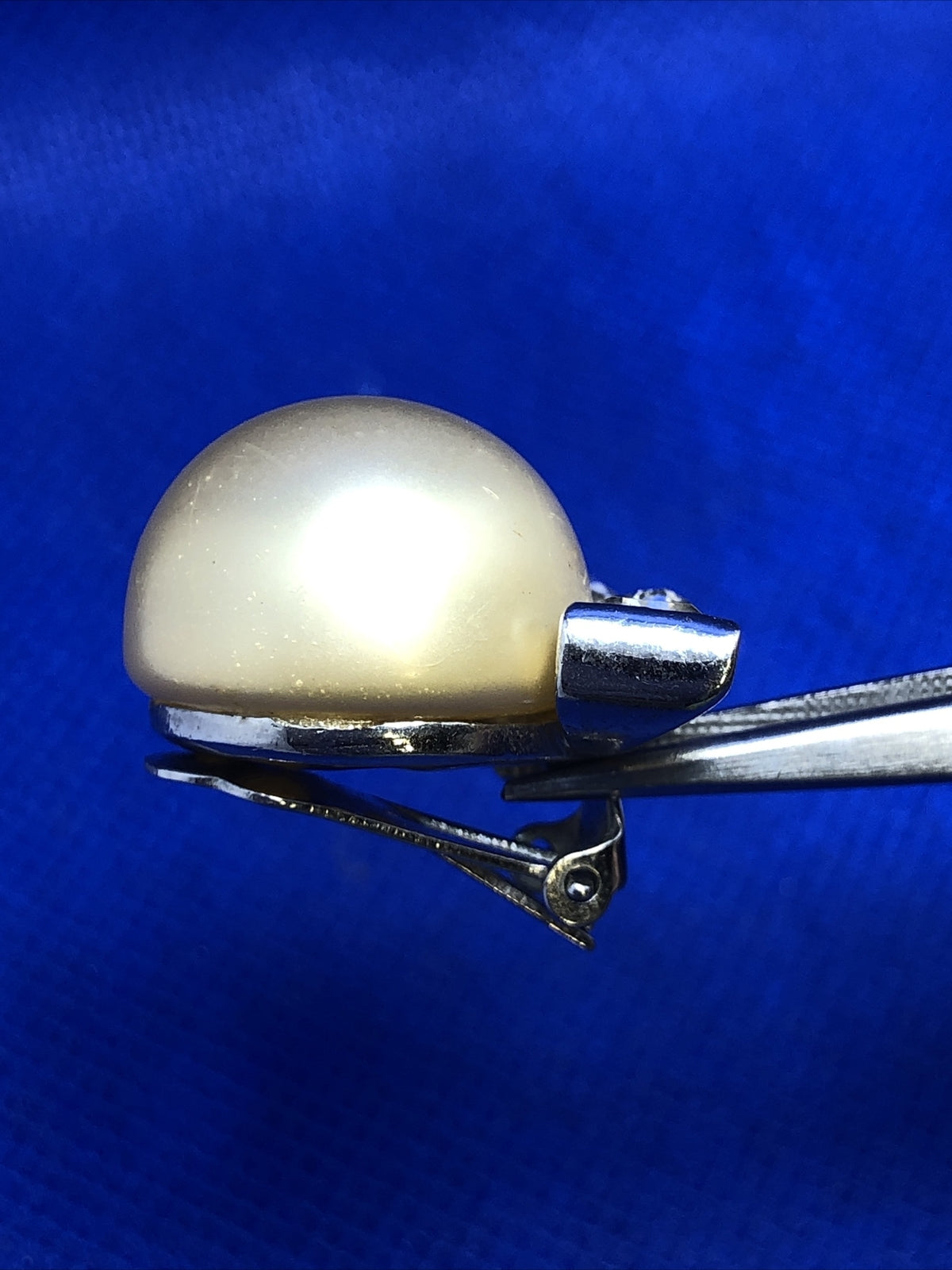 Mid Century Marvella Silver Tone Faux Pearl Rhinestone Bow Clip On Earrings