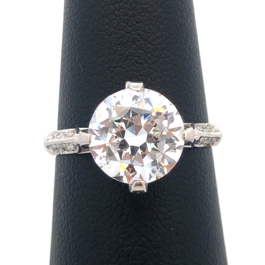 Stunning 14K White Gold Cubic Zirconia CZ Solitaire w CZ Accents Engagement Ring