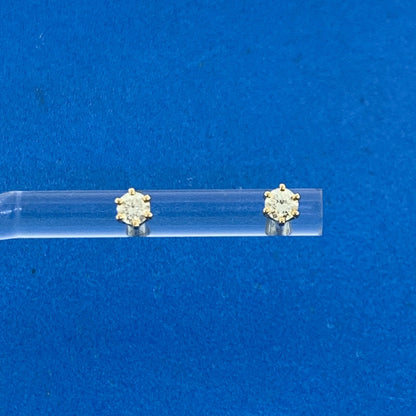 14K Yellow Gold Round Diamond Buttercup Stud Starter Earrings