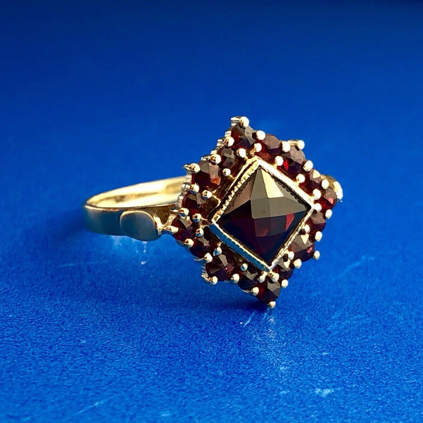 Vintage Designer Sterling Silver 925 Vermeil Garnet January Anniversary Ring
