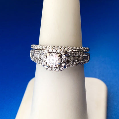 14K White Gold Round Solitaire Diamond Halo Band Accented Bridal Two Ring Set
