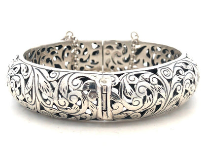 Silpada 925 Sterling Silver Vine Leaves Open Work Round Hinged Bangle Bracelet