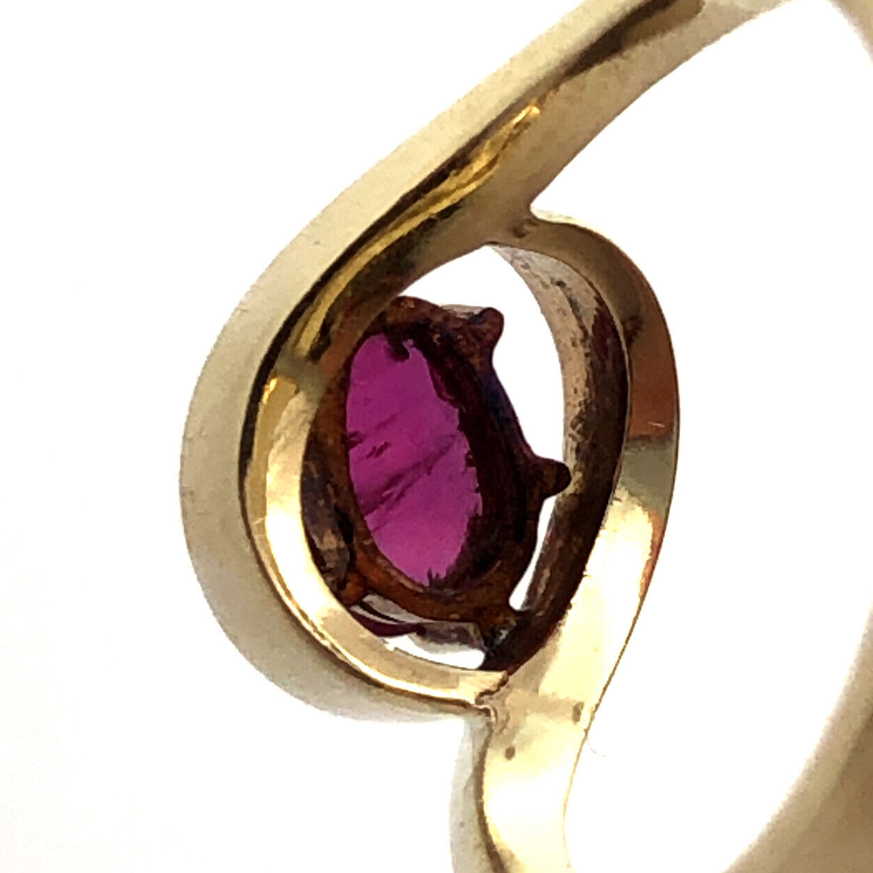 Designer 14K Yellow Gold Oval Ruby Solitaire Anniversary Occasion Ring