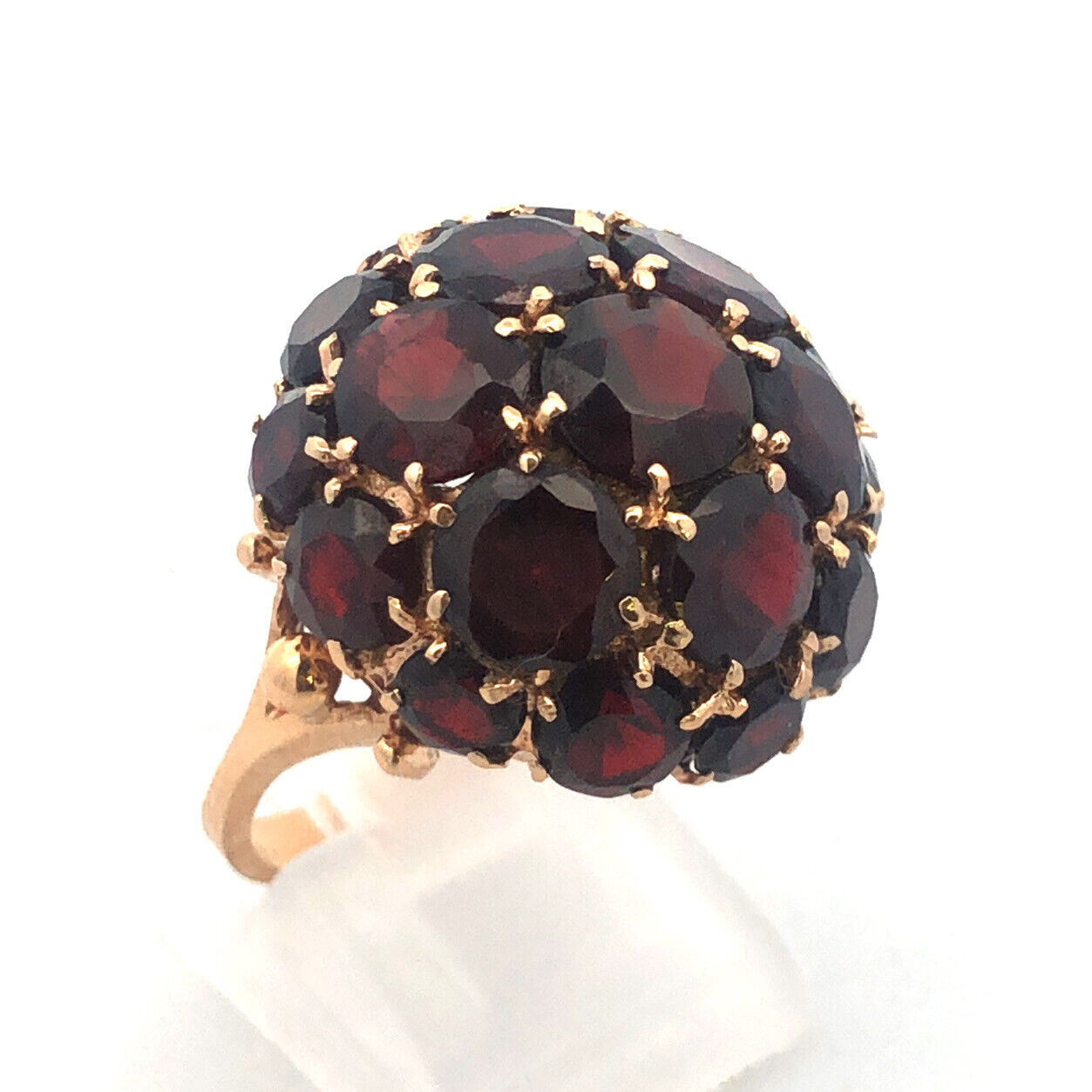Gorgeous 14k Yellow Gold Round Cut Garnet Dome Cluster Statement Ring Size 6.5